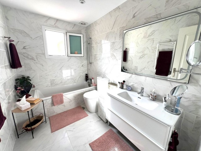 Villa avec 6 Chambres  à Sierrezuela