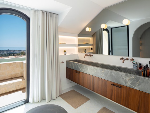 Appartement avec 3 Chambres  à Monte Halcones