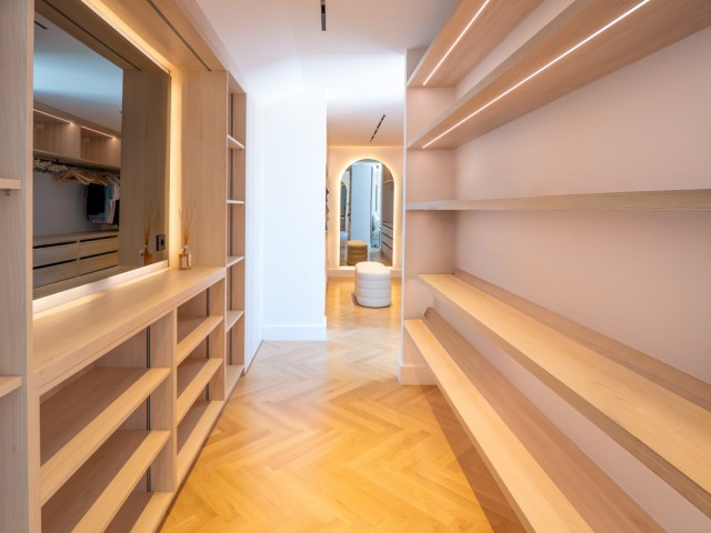 Appartement avec 3 Chambres  à Monte Halcones
