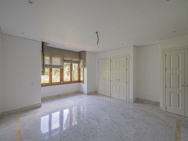 2 Bedrooms Apartment in Los Monteros