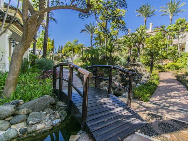 2 Bedrooms Apartment in Los Monteros
