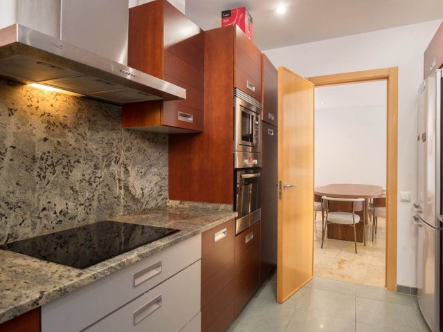 Appartement avec 3 Chambres  à Altos de los Monteros