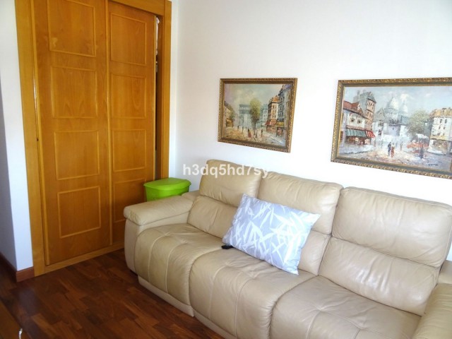 4 Bedrooms Apartment in La Cala de Mijas