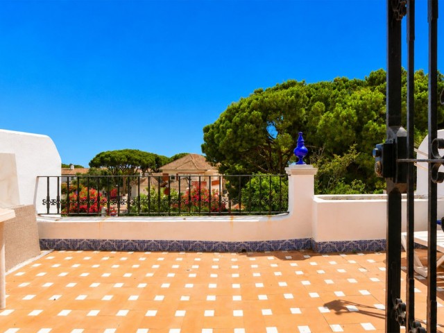 Reihenhaus, Puerto de Cabopino, R5370172