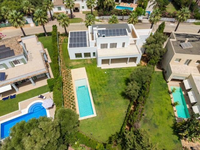 Huvila, Sotogrande Costa, R5448571