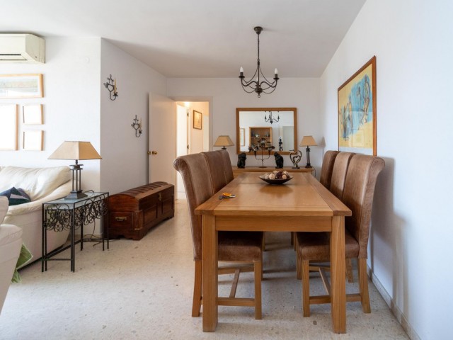 Penthouse avec 4 Chambres  à Torremolinos Centro
