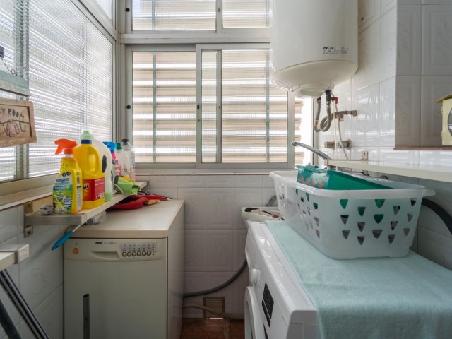 Penthouse avec 4 Chambres  à Torremolinos Centro