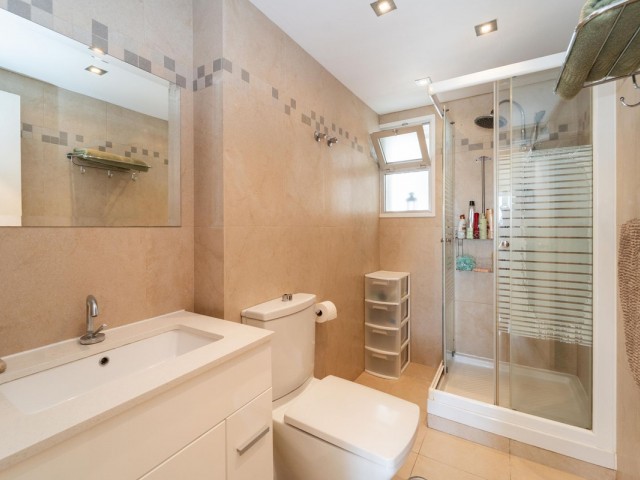 Penthouse avec 4 Chambres  à Torremolinos Centro