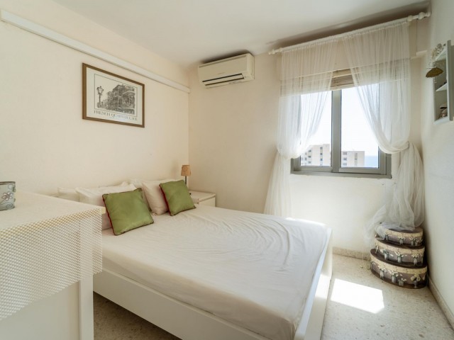 Penthouse avec 4 Chambres  à Torremolinos Centro