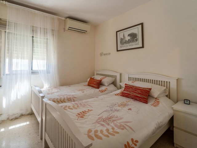 Penthouse avec 4 Chambres  à Torremolinos Centro