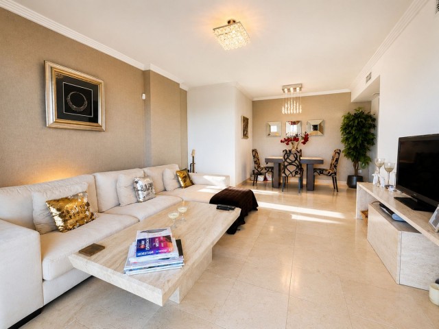 Huoneisto, Los Flamingos, R5450410