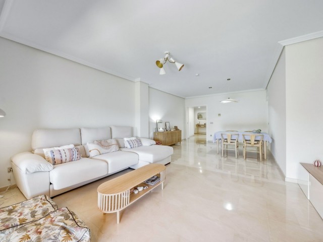 Huoneisto, Casares Playa, R5451988