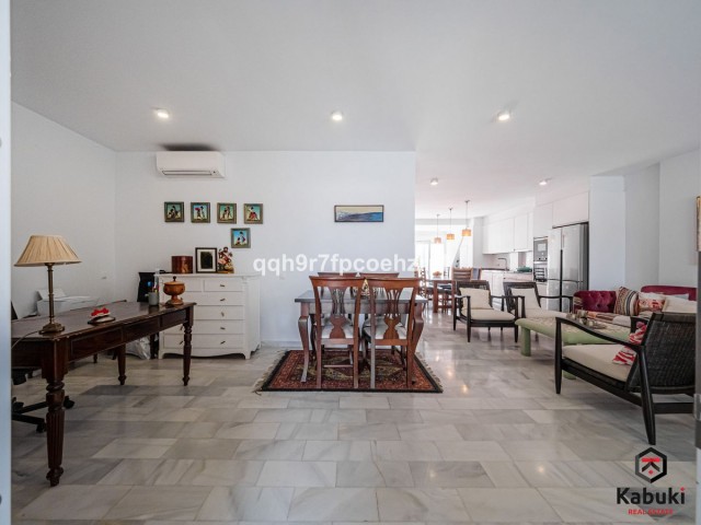 4 Slaapkamer Rijtjeshuis in Reserva de Marbella