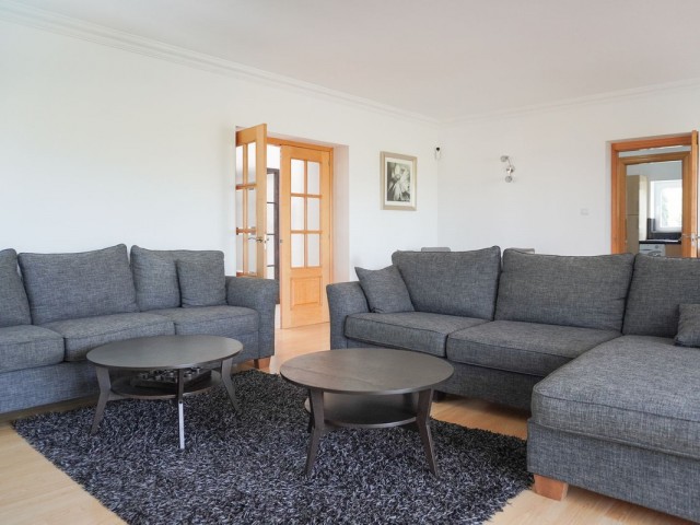 4 Schlafzimmer Villa in Cerros del Aguila