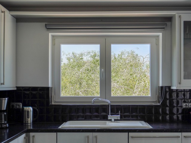 4 Schlafzimmer Villa in Cerros del Aguila