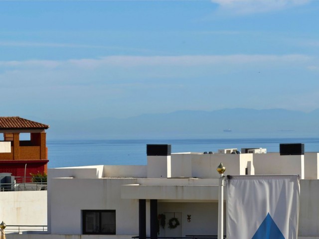 Huoneisto, Casares Playa, R5356846