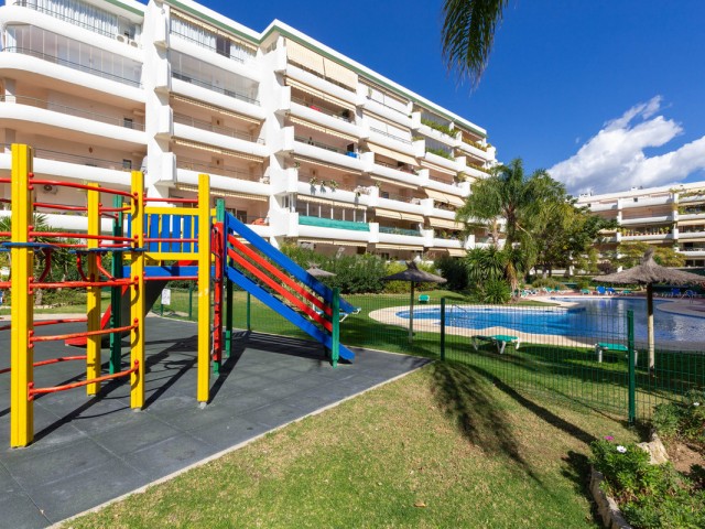 2 Bedrooms Apartment in San Pedro de Alcántara