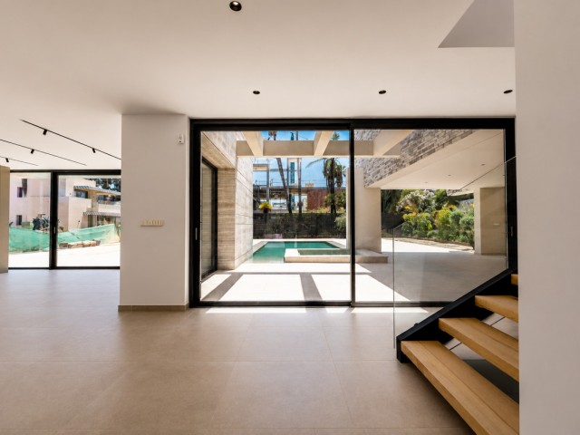 Villa avec 8 Chambres  à Cortijo Blanco