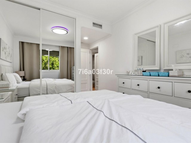 2 Bedrooms Apartment in Puerto Banús