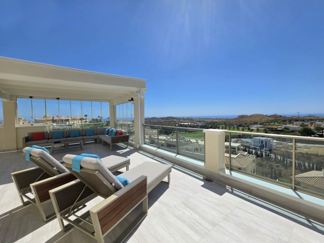 Kattohuoneisto, Cerros del Aguila, R5454874