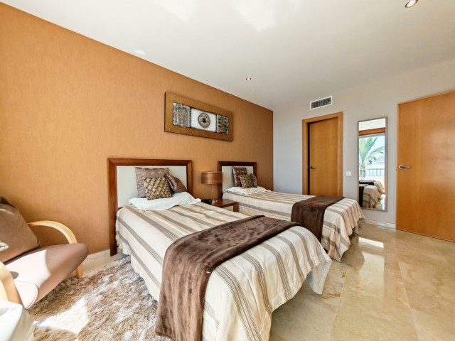 Appartement avec 3 Chambres  à Altos de los Monteros