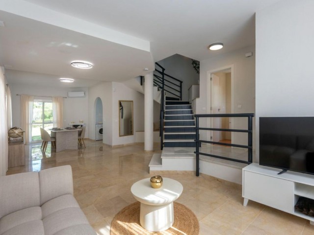 Villa avec 3 Chambres  à Artola