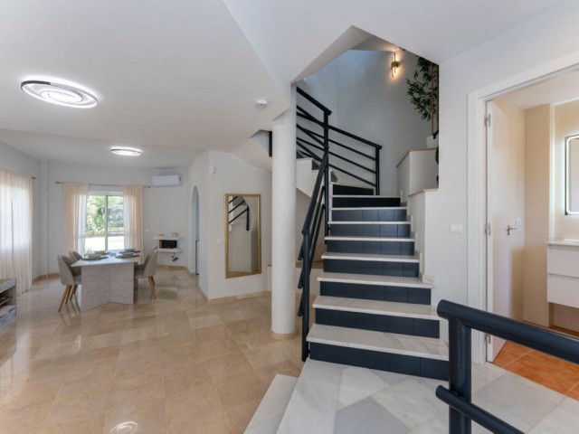 Villa avec 3 Chambres  à Artola