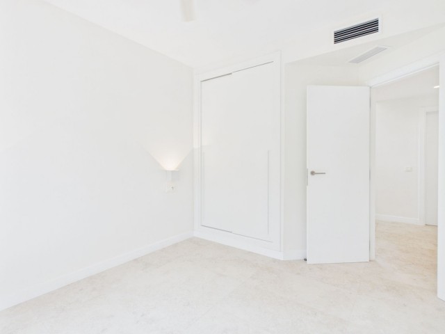 Villa avec 4 Chambres  à Istán