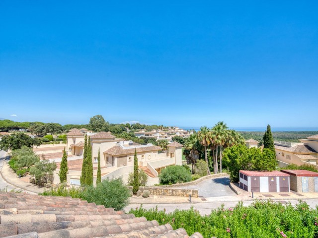 Apartment, San Roque, R5457421