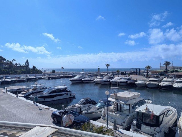 Penthouse, Puerto de Cabopino, R5202673