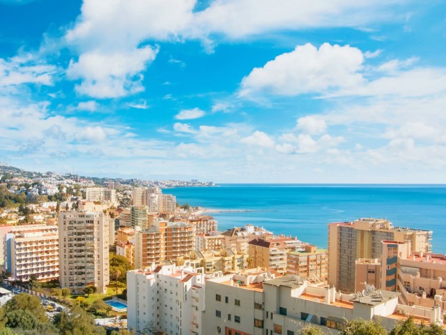 3 Bedrooms Apartment in Fuengirola