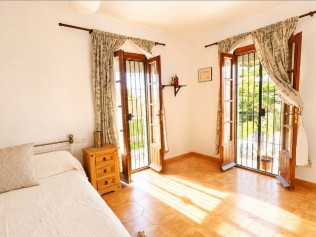 Maison mitoyenne avec 3 Chambres  à Mijas Golf