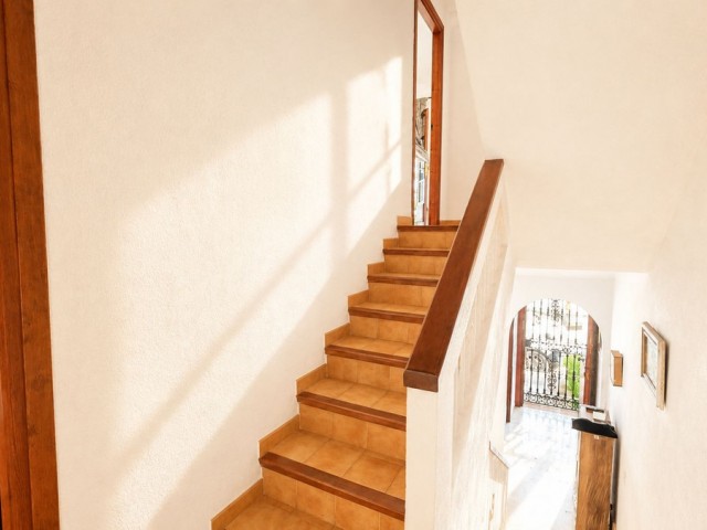 Maison mitoyenne avec 3 Chambres  à Mijas Golf