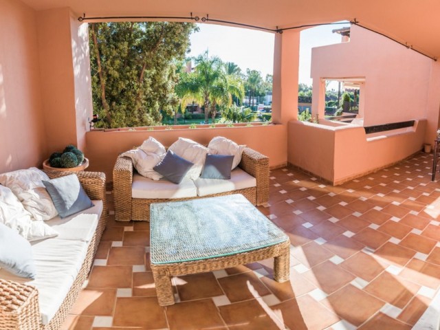 2 Soveroms Leilighet i Guadalmina Baja