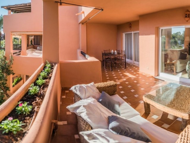 2 Soveroms Leilighet i Guadalmina Baja