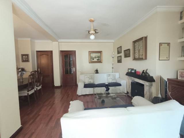 Appartement avec 4 Chambres  à Nagüeles