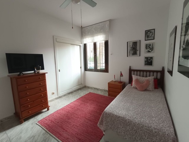 Appartement avec 4 Chambres  à Nagüeles