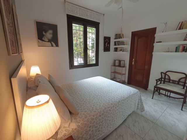 Appartement avec 4 Chambres  à Nagüeles