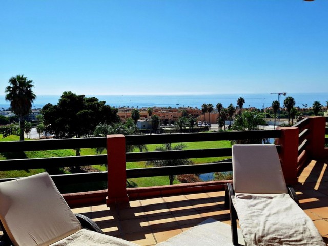 Penthouse in Casares Playa