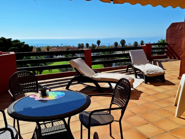 Penthouse in Casares Playa