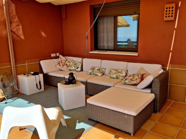 Penthouse in Casares Playa