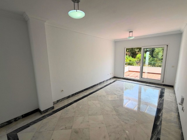 Penthouse in Nueva Andalucía