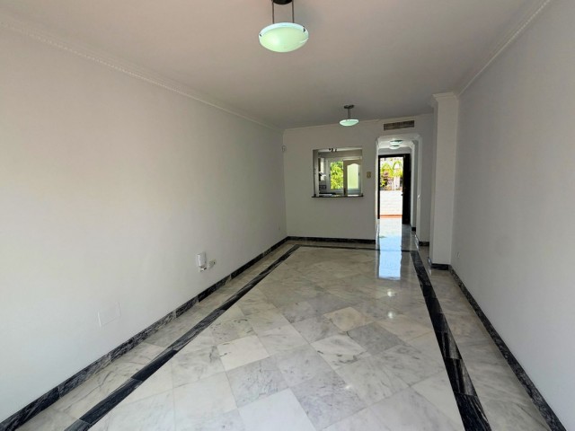 Penthouse in Nueva Andalucía