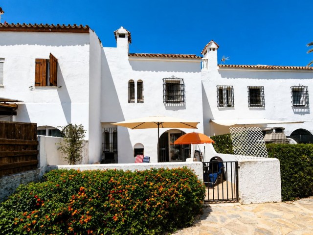 Rivitalo, Casares Playa, R5461444