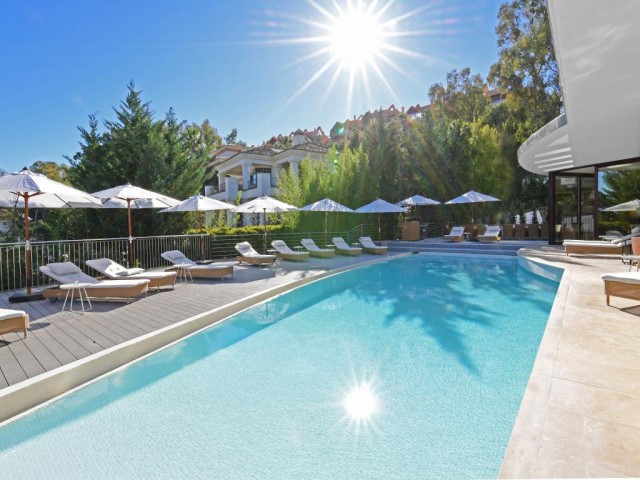 Villa, Nueva Andalucia