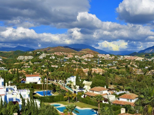 7 Schlafzimmer Villa in Nueva Andalucía
