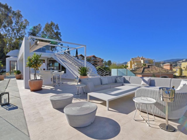 7 Schlafzimmer Villa in Nueva Andalucía