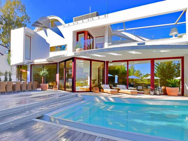 7 Schlafzimmer Villa in Nueva Andalucía