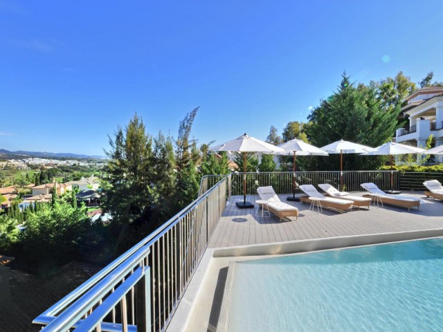 7 Schlafzimmer Villa in Nueva Andalucía