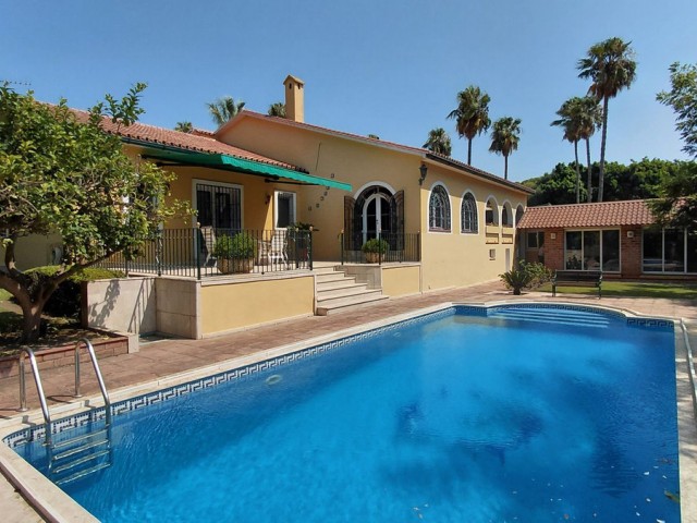 Villa, Sotogrande Costa, R5455348